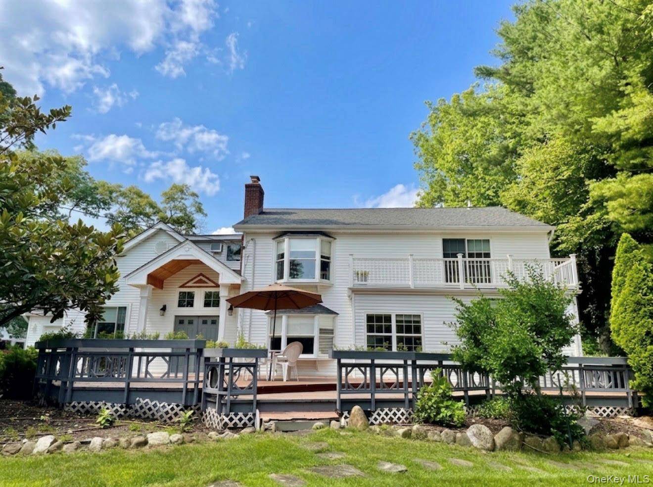 249 Cold Spring RD, Syosset, NY 11791