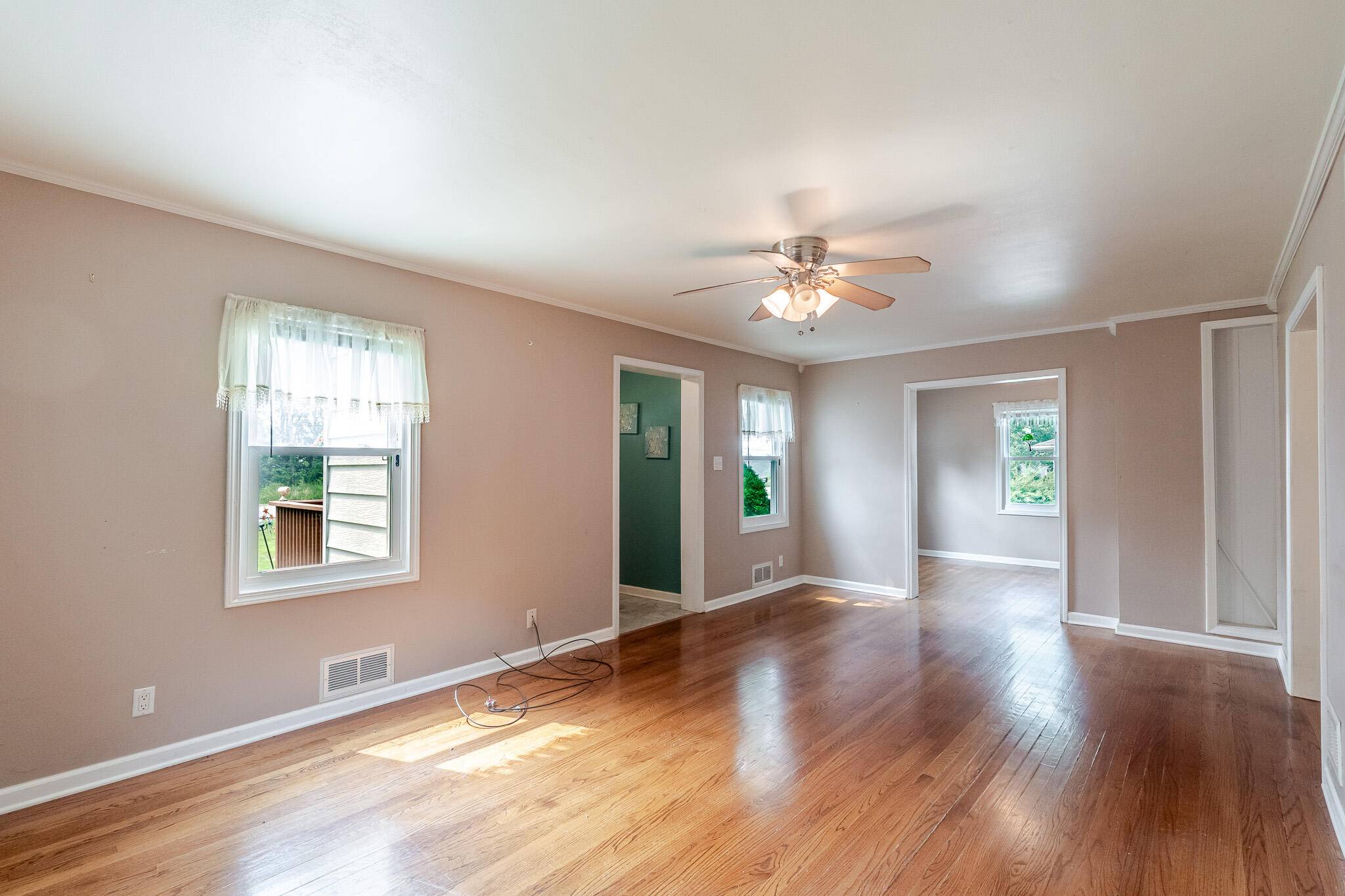 7803 Colorado Street, Merrillville, IN 46410
