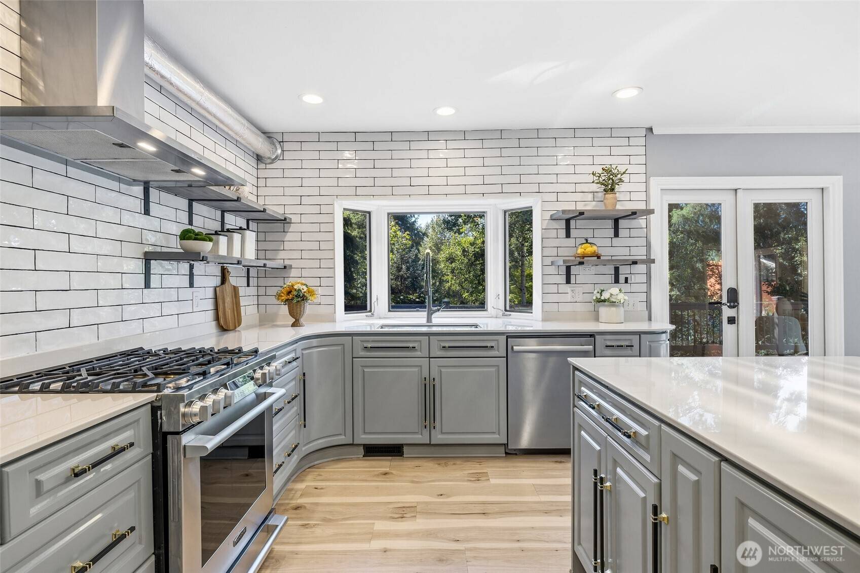 3204 142nd PL NE, Bellevue, WA 98007