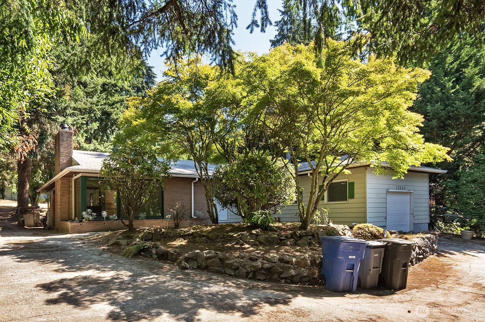 17552 Ballinger WAY NE, Lake Forest Park, WA 98155