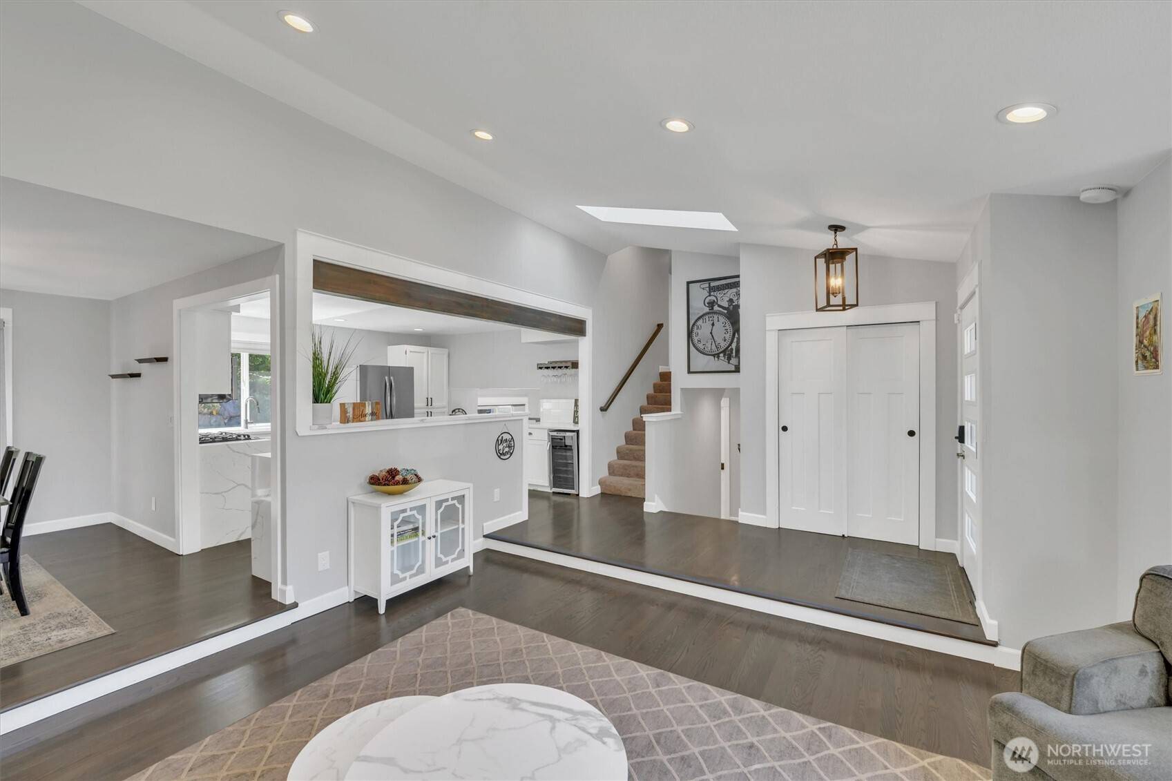 4417 Somerset LN, Kent, WA 98032