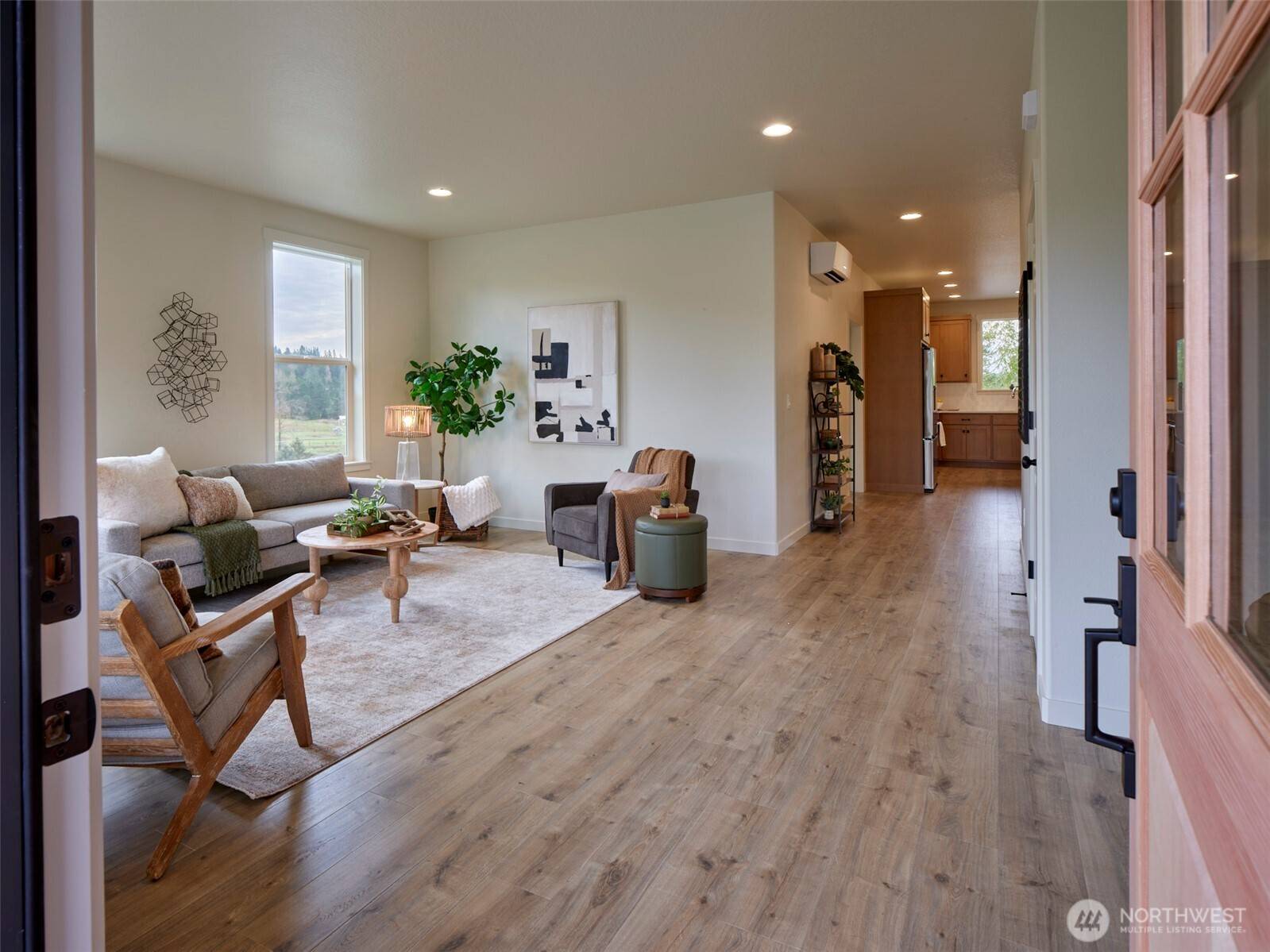 125 Brook Valley RD, Kelso, WA 98626