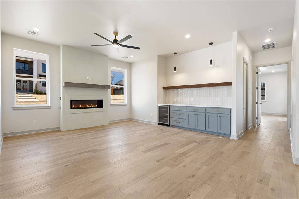 8101 Amber Ridge DR, Edmond, OK 73034