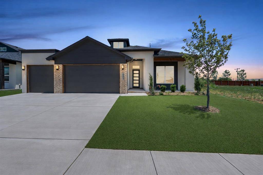 15600 Rockwell Park LN, Edmond, OK 73013
