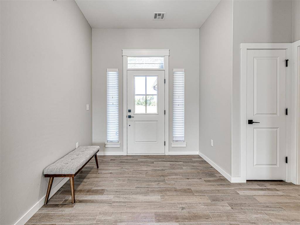 4529 Red Bird RD, Shawnee, OK 74804