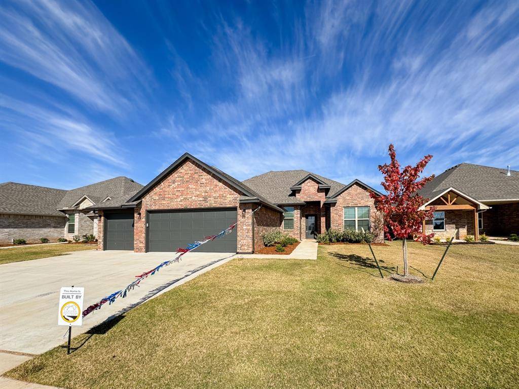2913 Summit Hollow CIR, Norman, OK 73071