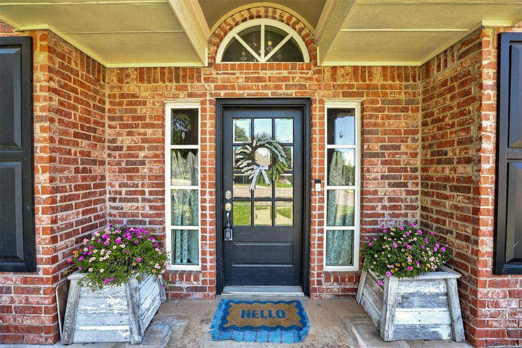 1100 Wild Plum LN, Edmond, OK 73025