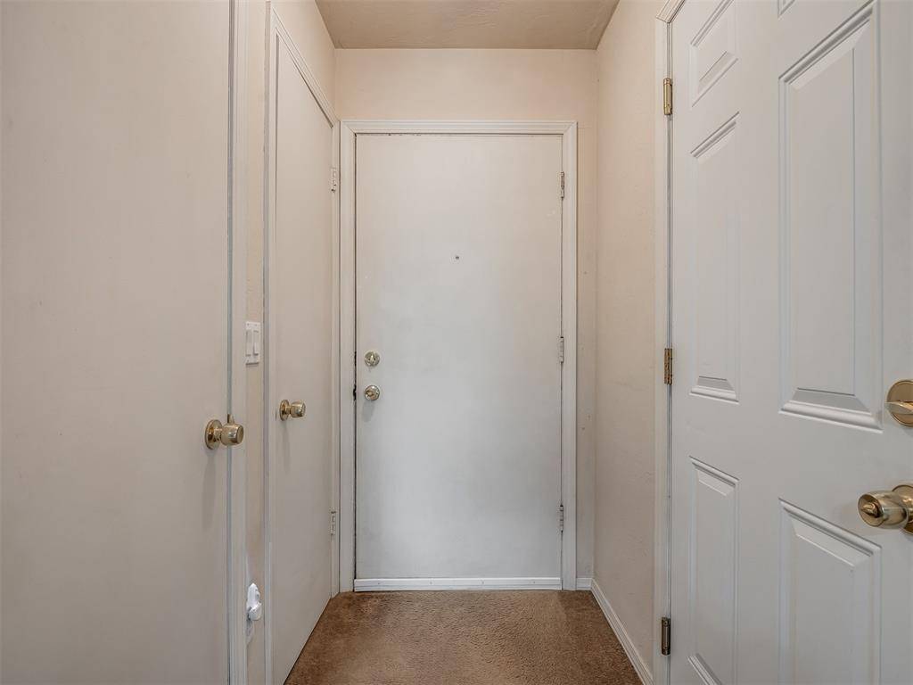 223 W 5th ST, Edmond, OK 73003
