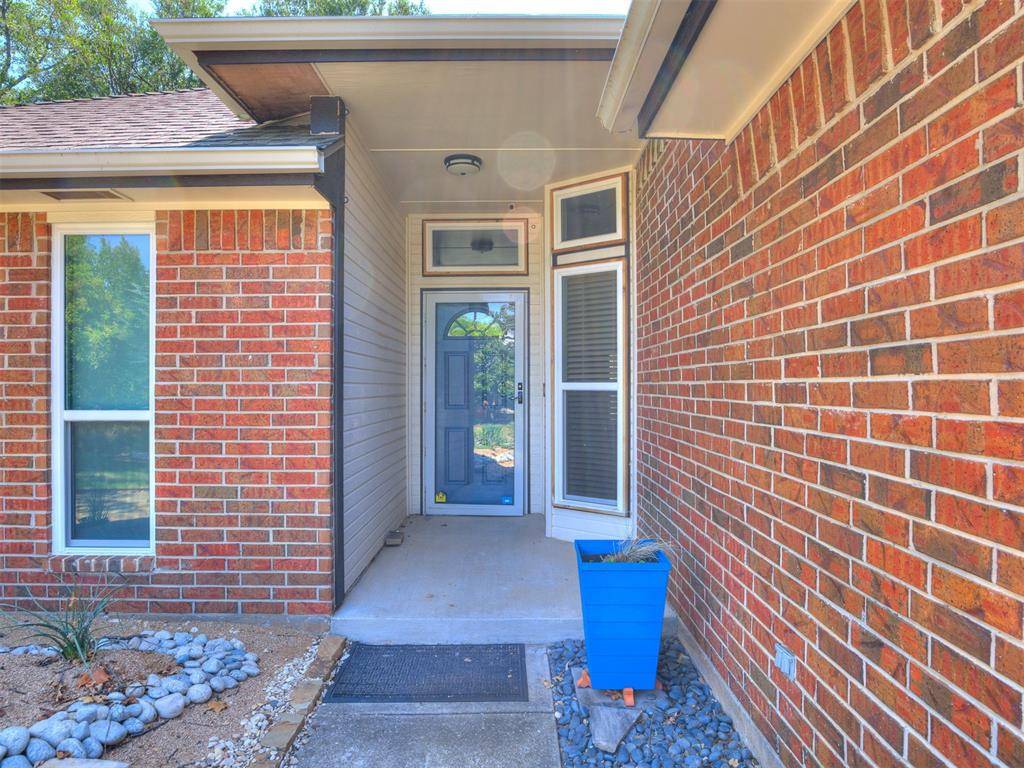 221 Victory DR, Norman, OK 73072