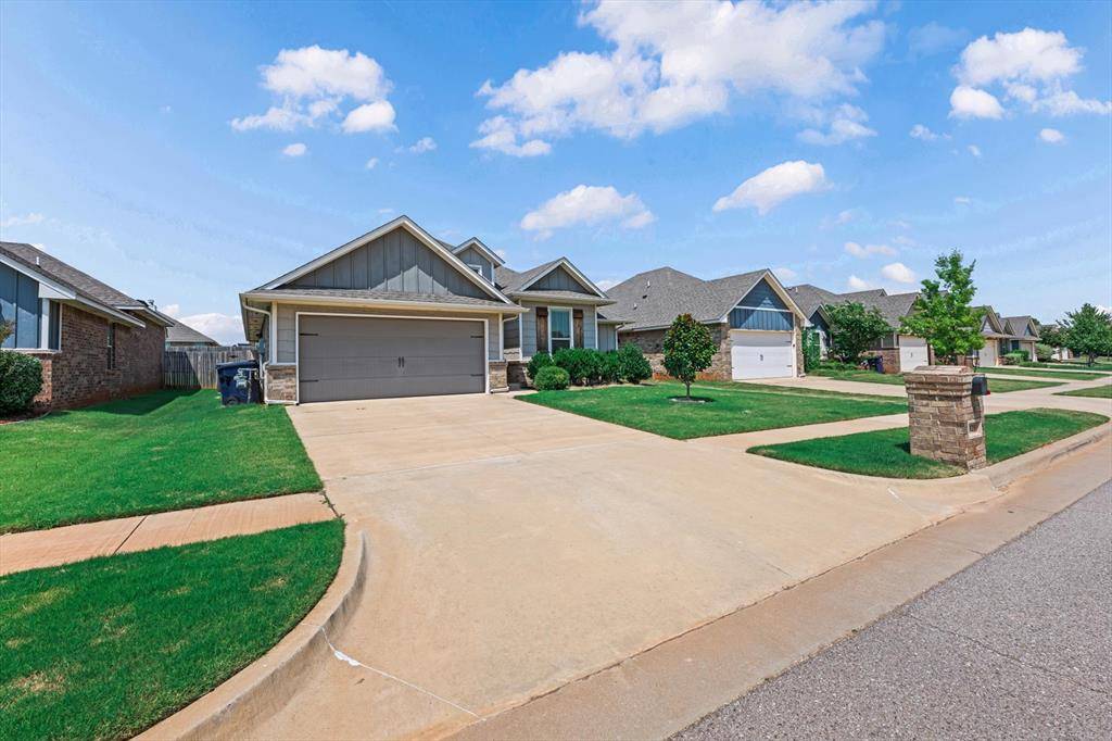 3329 NW 158th TER, Edmond, OK 73013