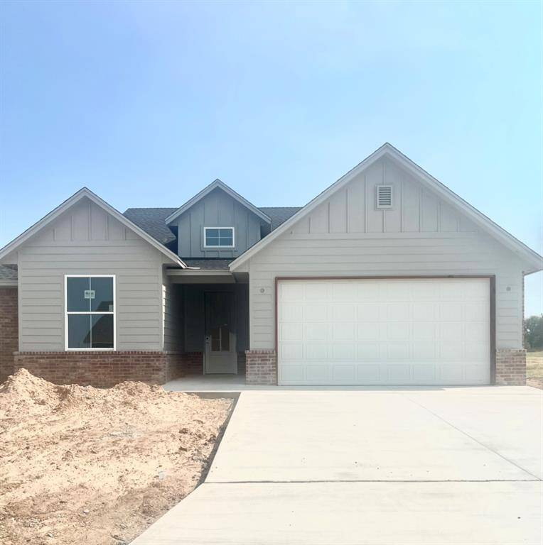 505 Blue Bird LN, Shawnee, OK 74804