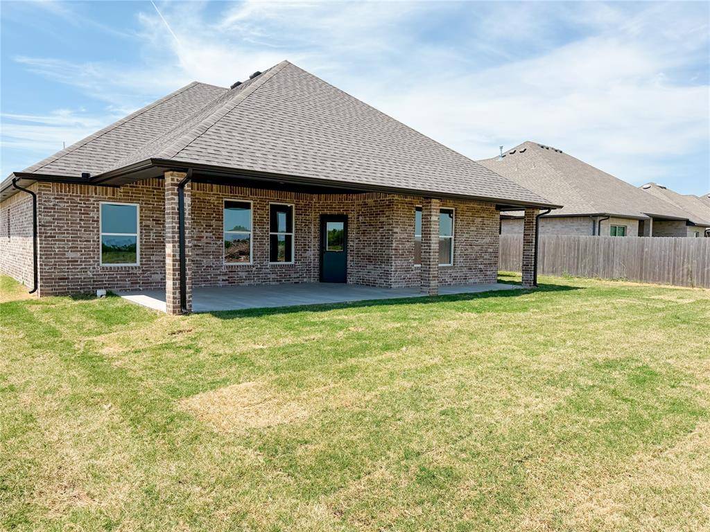 1916 Sama WAY, Yukon, OK 73099
