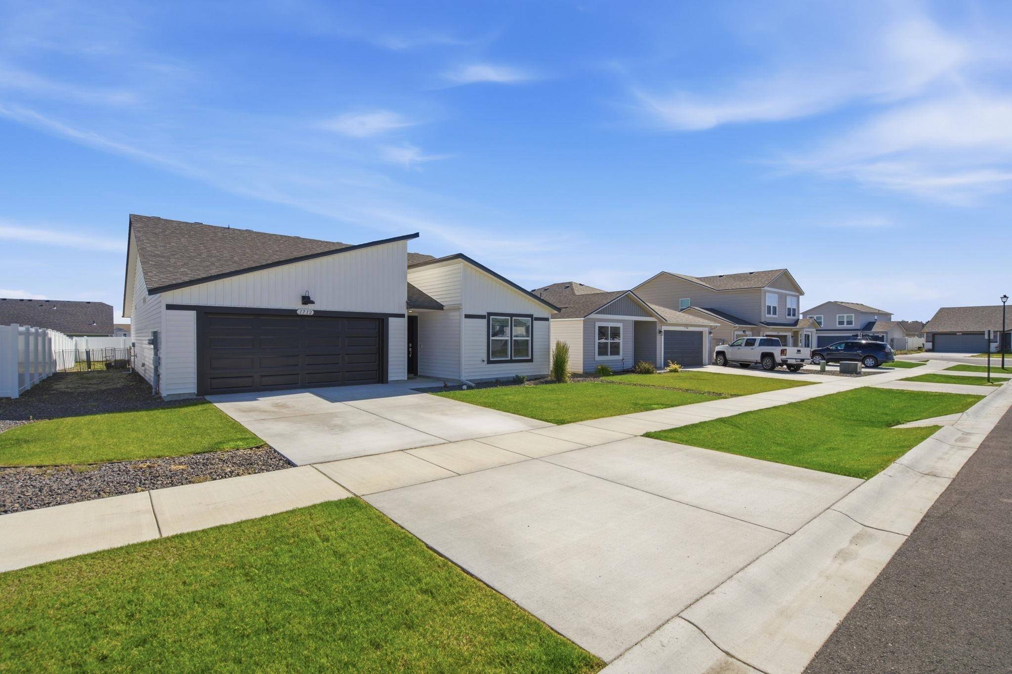 1712 E B St, Deer Park, WA 99006