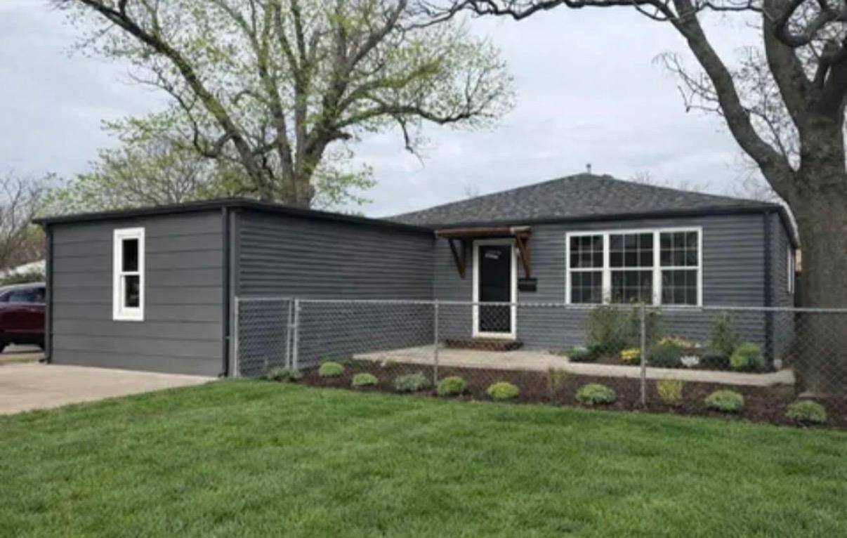 428 N Meridian Ave, Wichita, KS 67203-5312