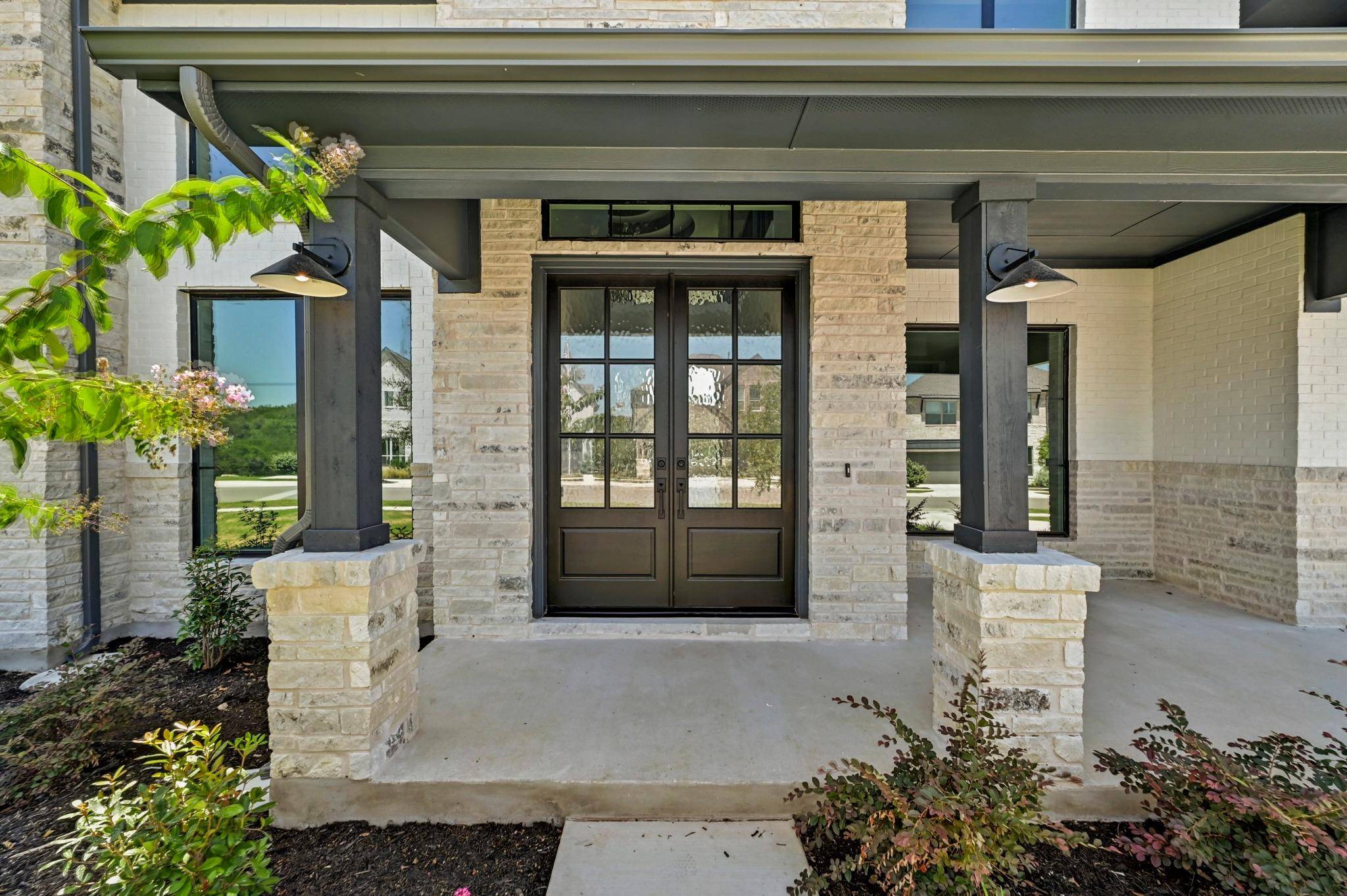 7425 Desert Needle DR, Lago Vista, TX 78645