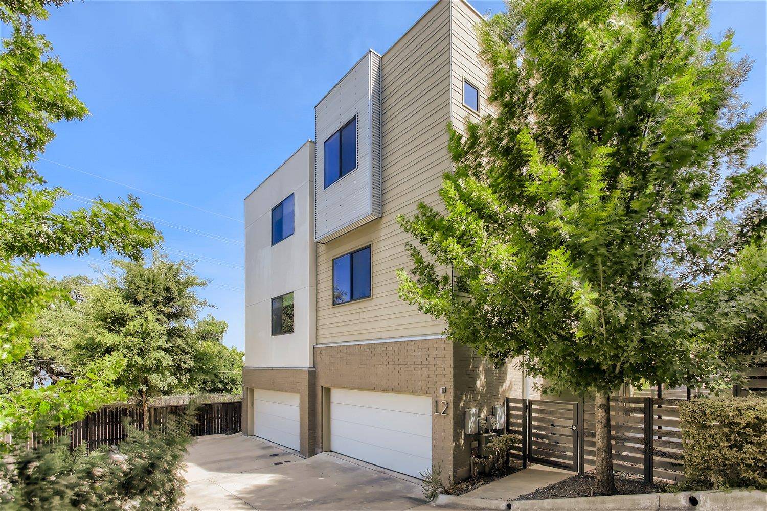 707 Cardinal LN #L2, Austin, TX 78704