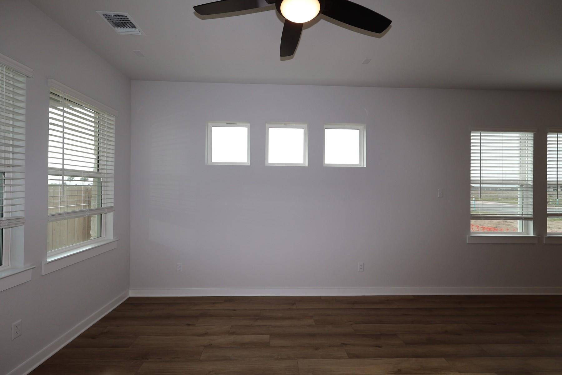 304 Emerie WAY, Georgetown, TX 78626