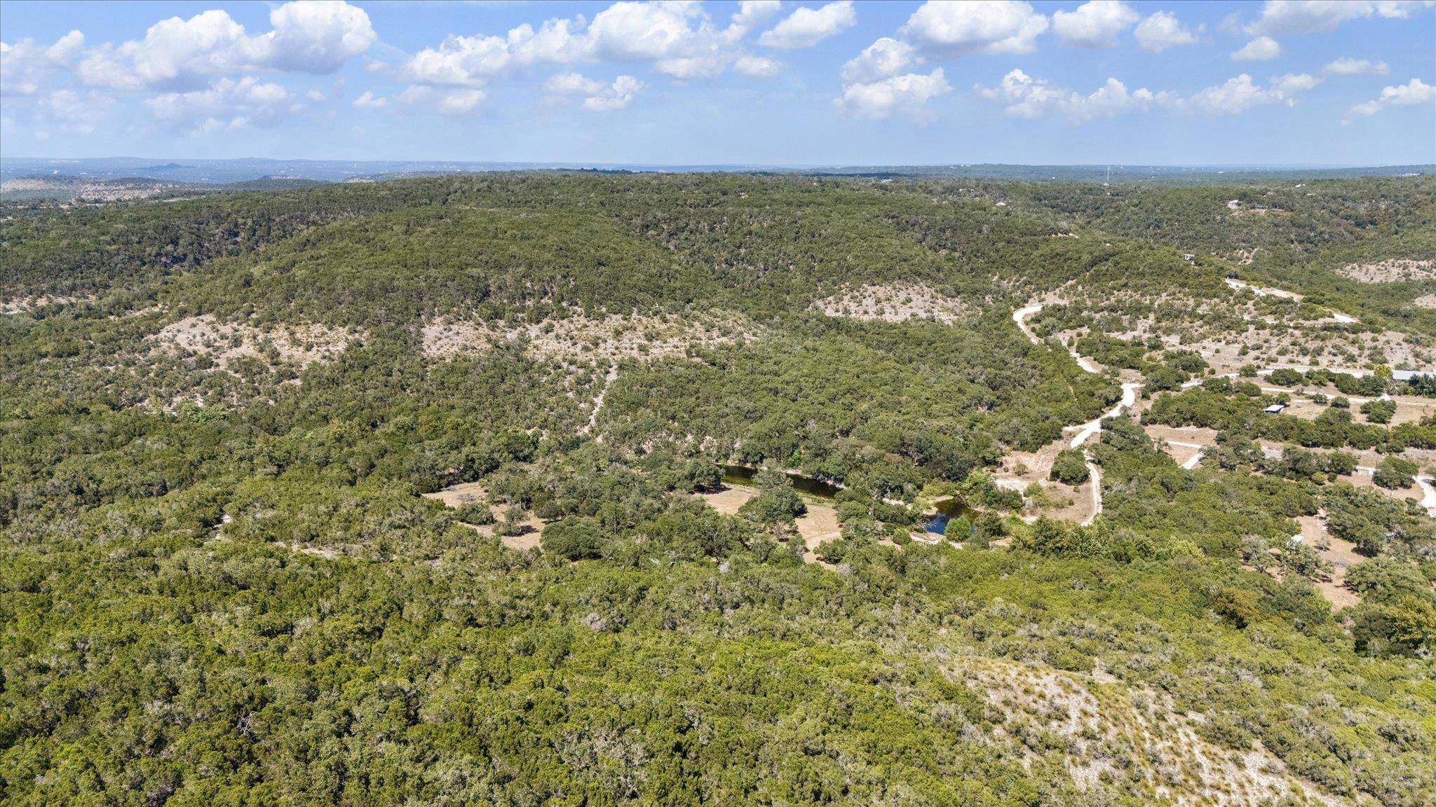 1920 The Low RD, San Marcos, TX 78666