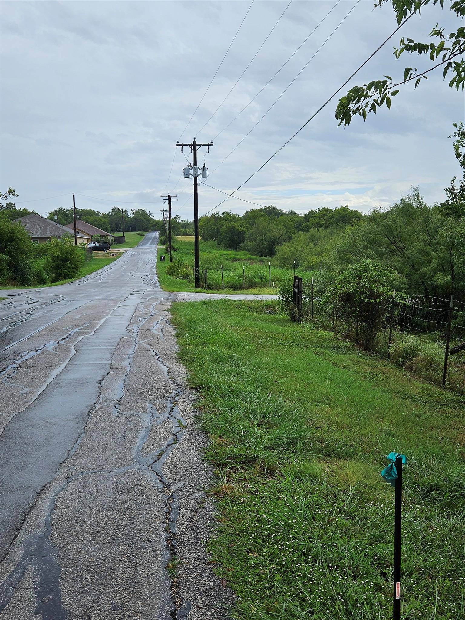 1051 N 1st St N 1st ST, Jarrell, TX 76537