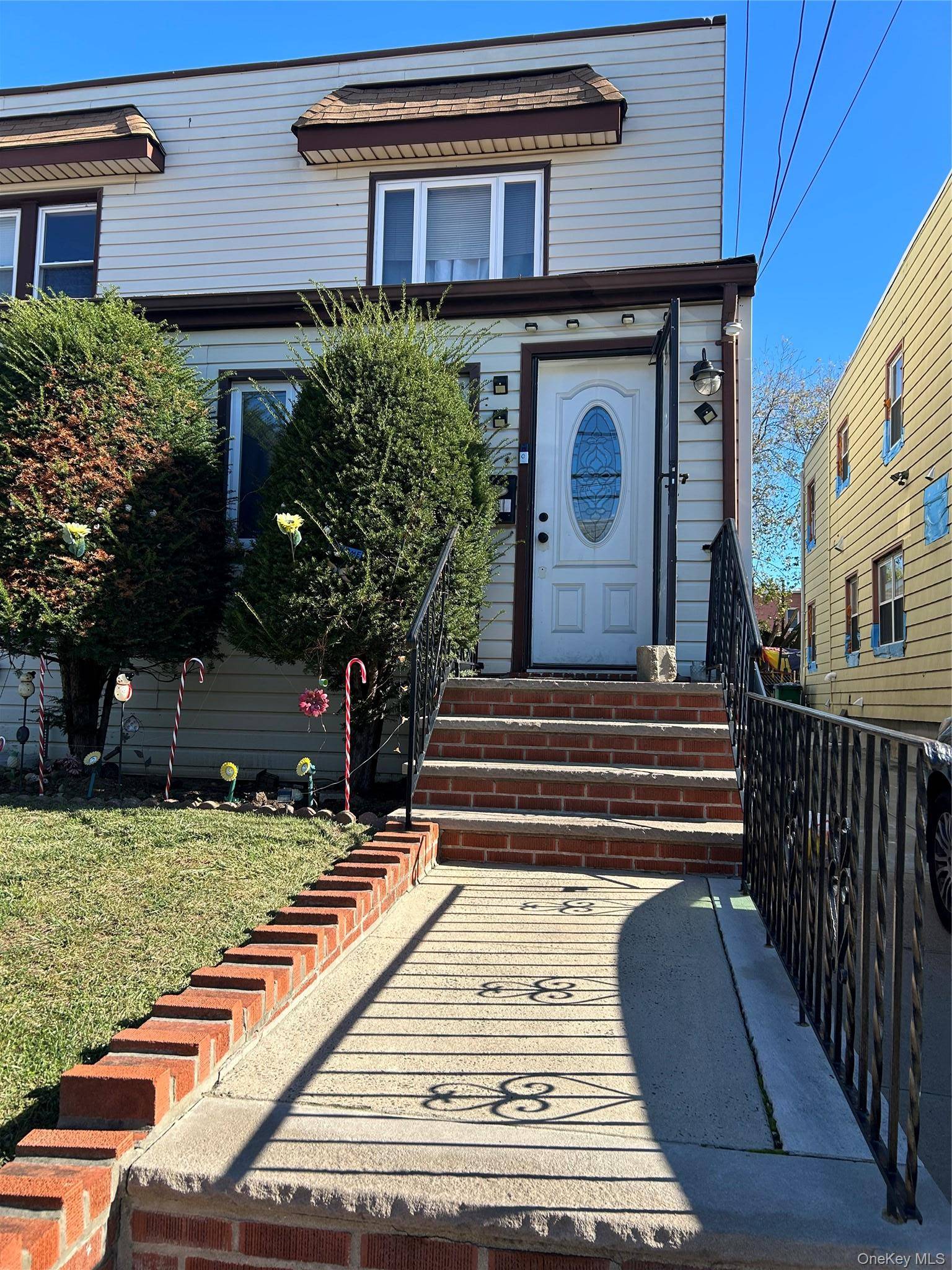 32-13 202nd ST, Bayside, NY 11361