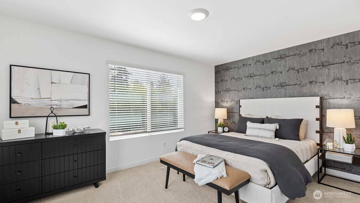 16830 20th AVE W #D8, Lynnwood, WA 98037