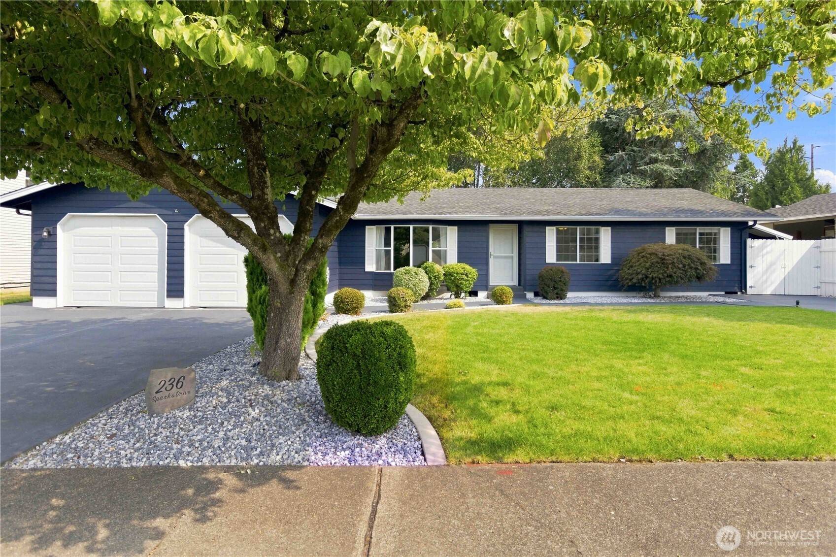 236 Sparks DR, Kelso, WA 98626