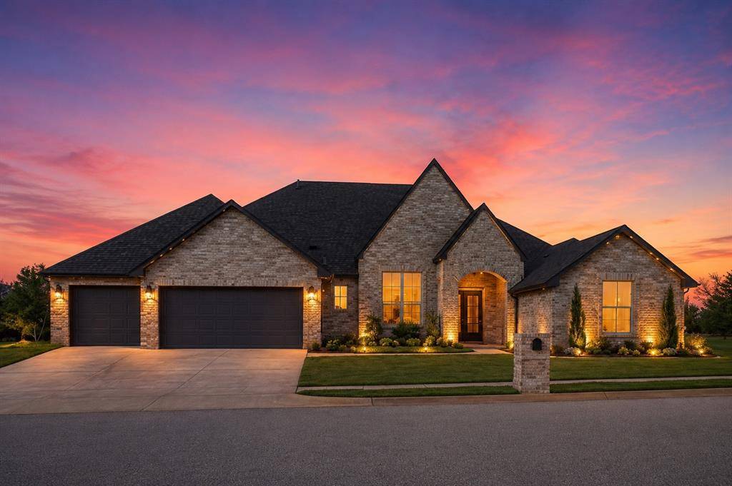 8005 NW 146th ST, Oklahoma City, OK 73142