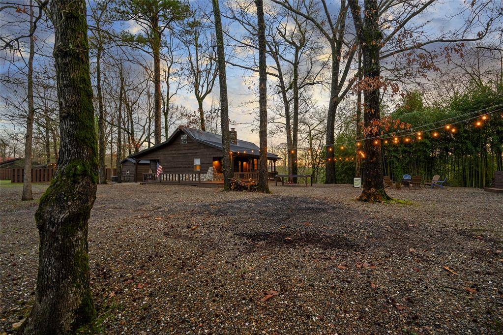 12 River LN, Broken Bow, OK 74728