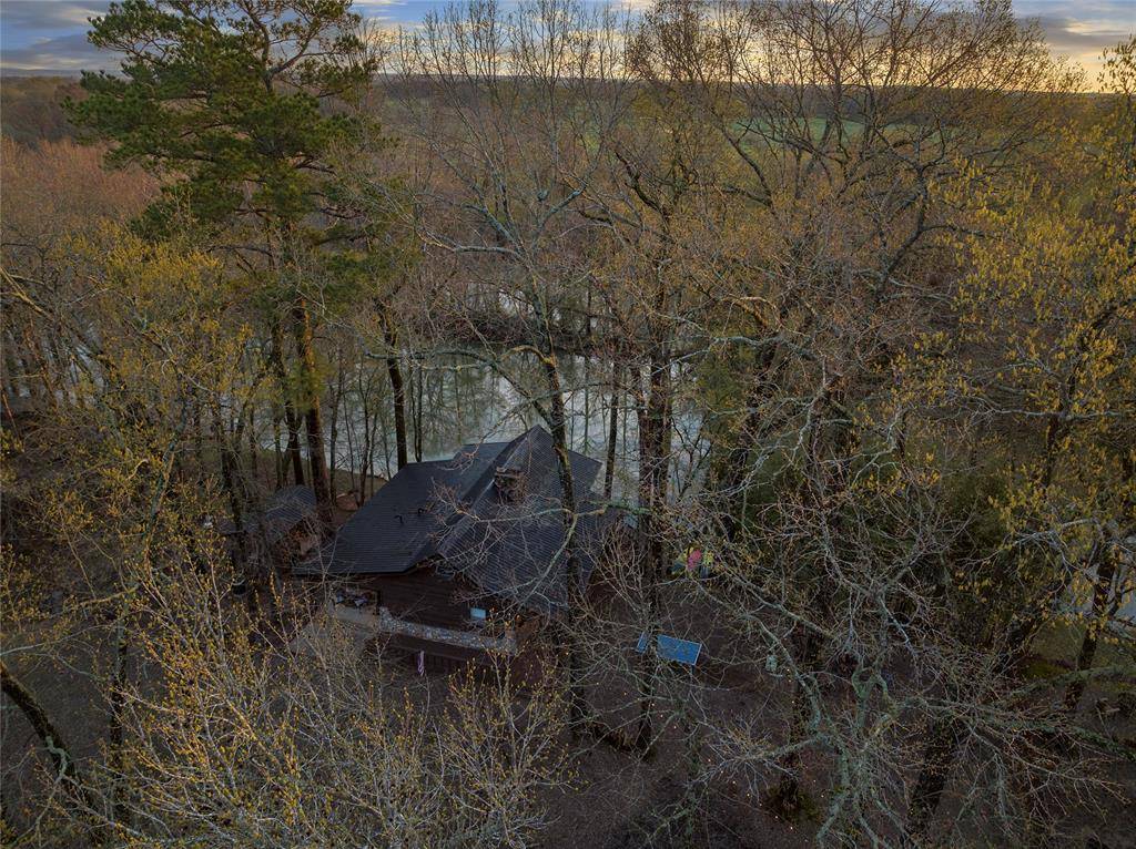 12 River LN, Broken Bow, OK 74728