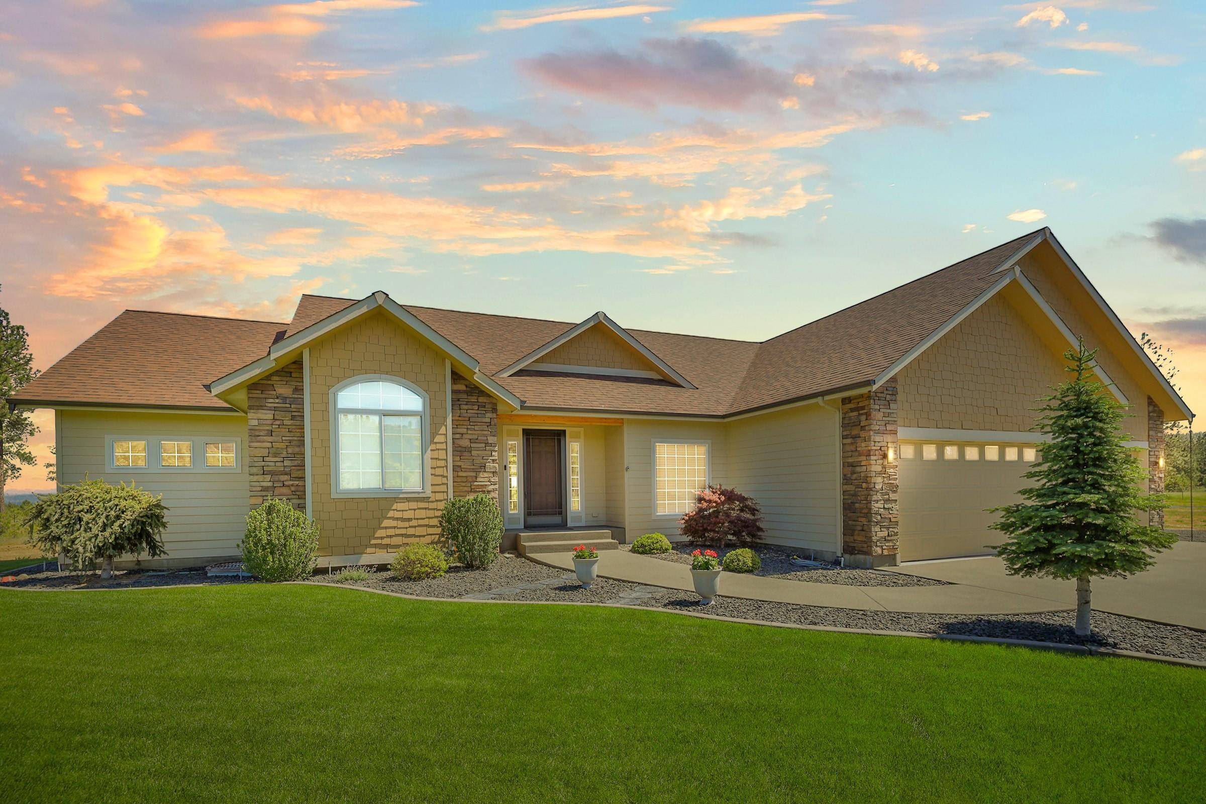 7508 N Garfield Rd, Spokane, WA 99224