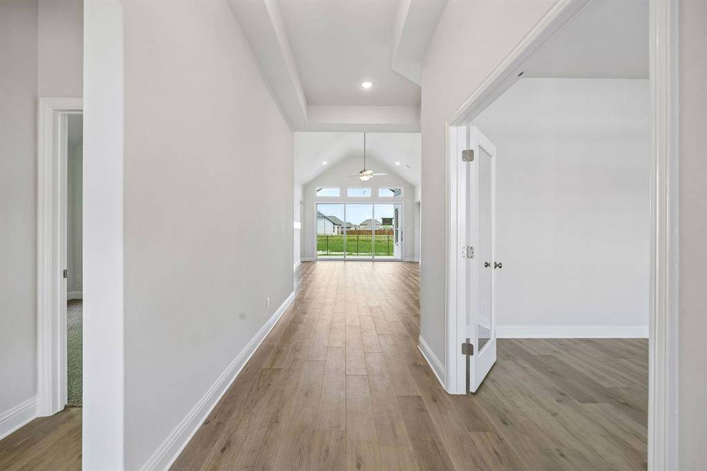 1875 Overcup Court, Waxahachie, TX 75165