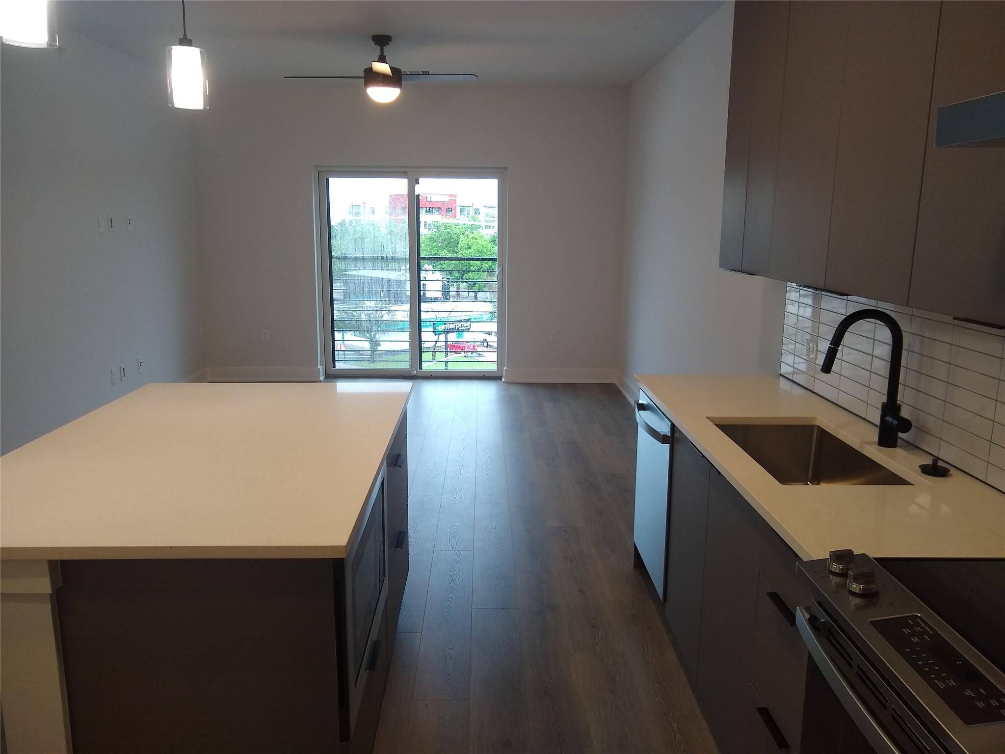 2220 Webberville RD #403, Austin, TX 78702