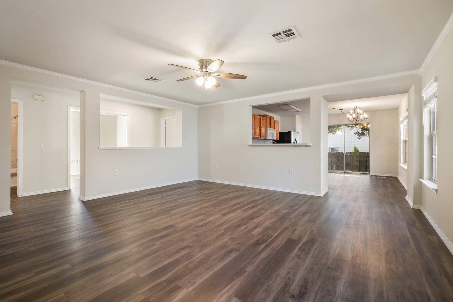 13312 Vizquel LOOP, Del Valle, TX 78617