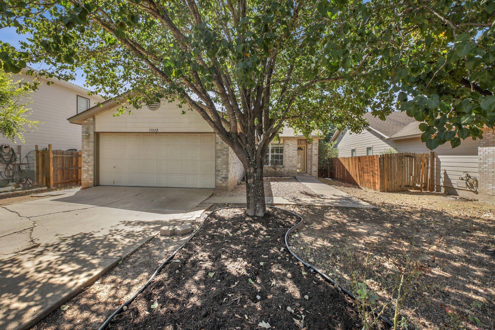 13312 Vizquel LOOP, Del Valle, TX 78617