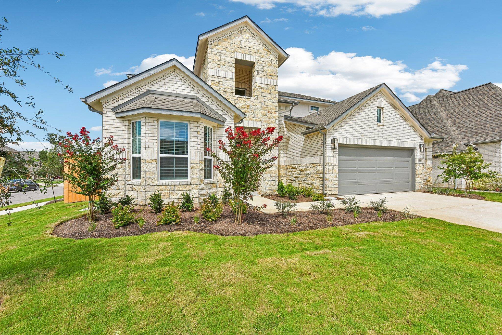 162 Lily Pad LN, Kyle, TX 78640