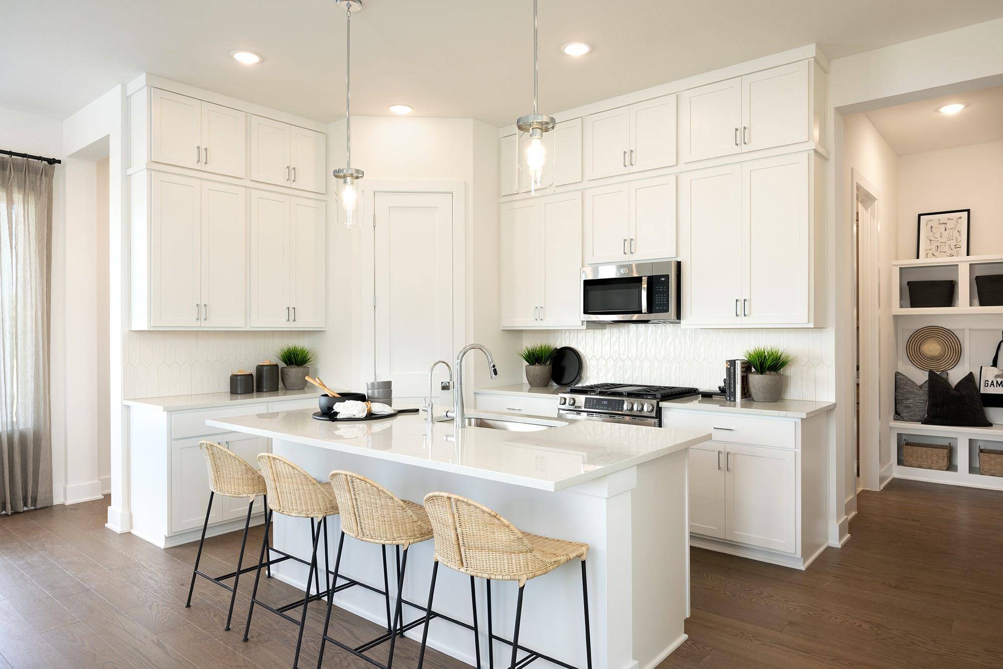8001 Ermis Farm RD, Austin, TX 78745