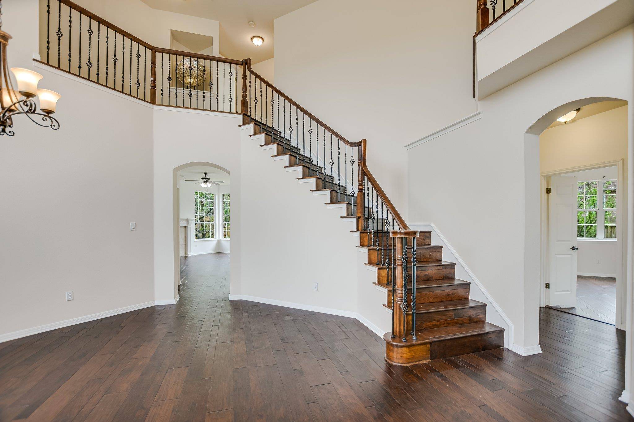 10201 Spicewood Mesa, Austin, TX 78759