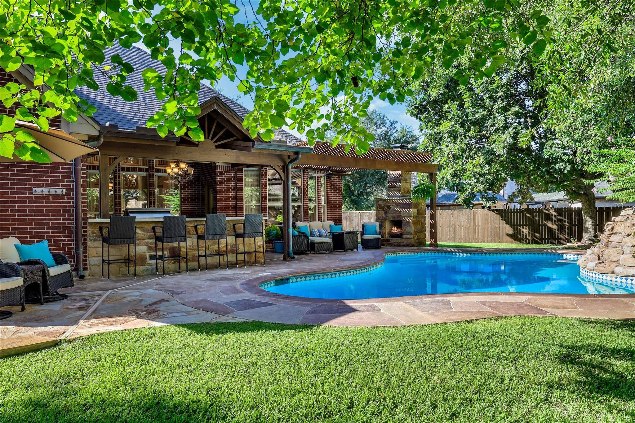 218 Champions DR, Georgetown, TX 78628