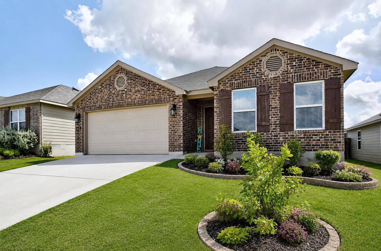 733 PEAK PLACE, Seguin, TX 78155