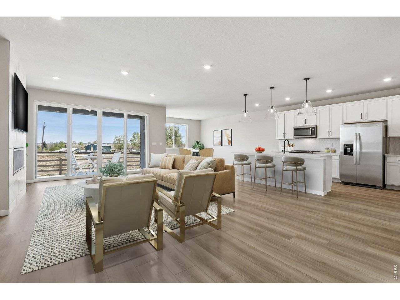 398 Rustic Barn, Berthoud, CO 80513