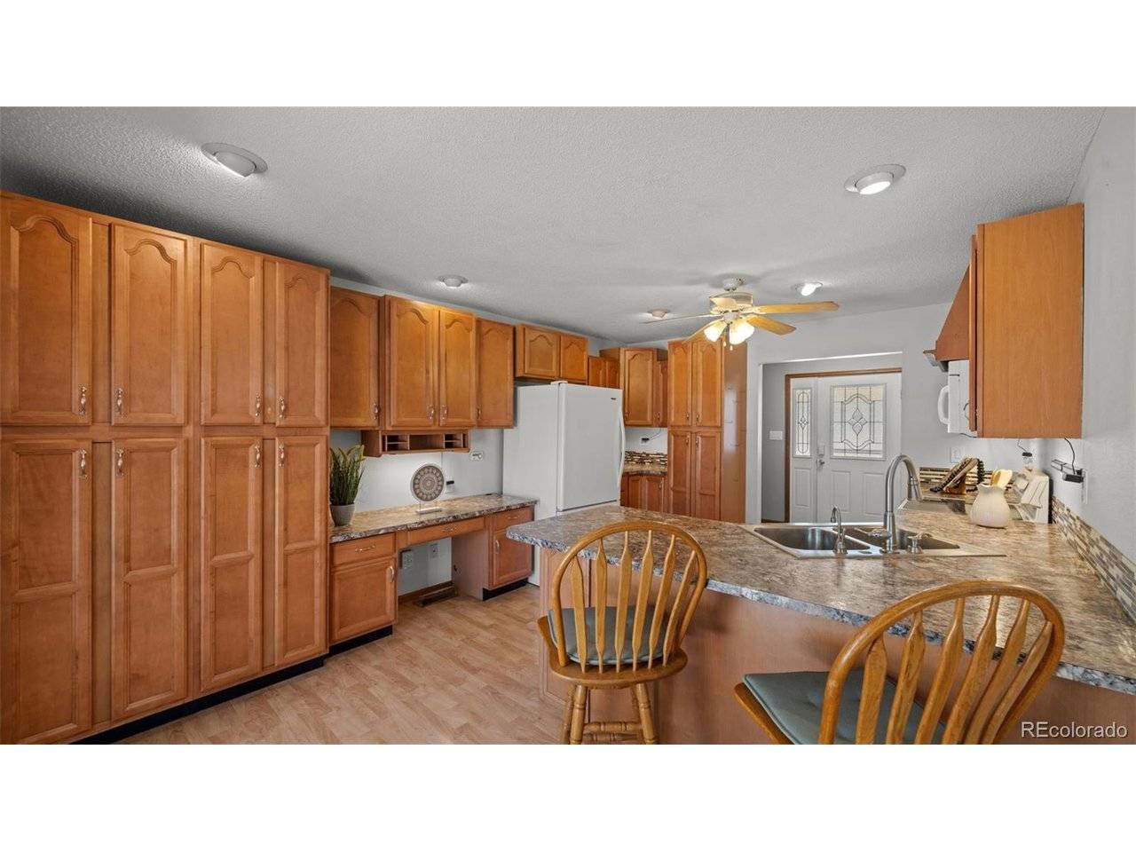 1110 Wakita, Colorado Springs, CO 80915