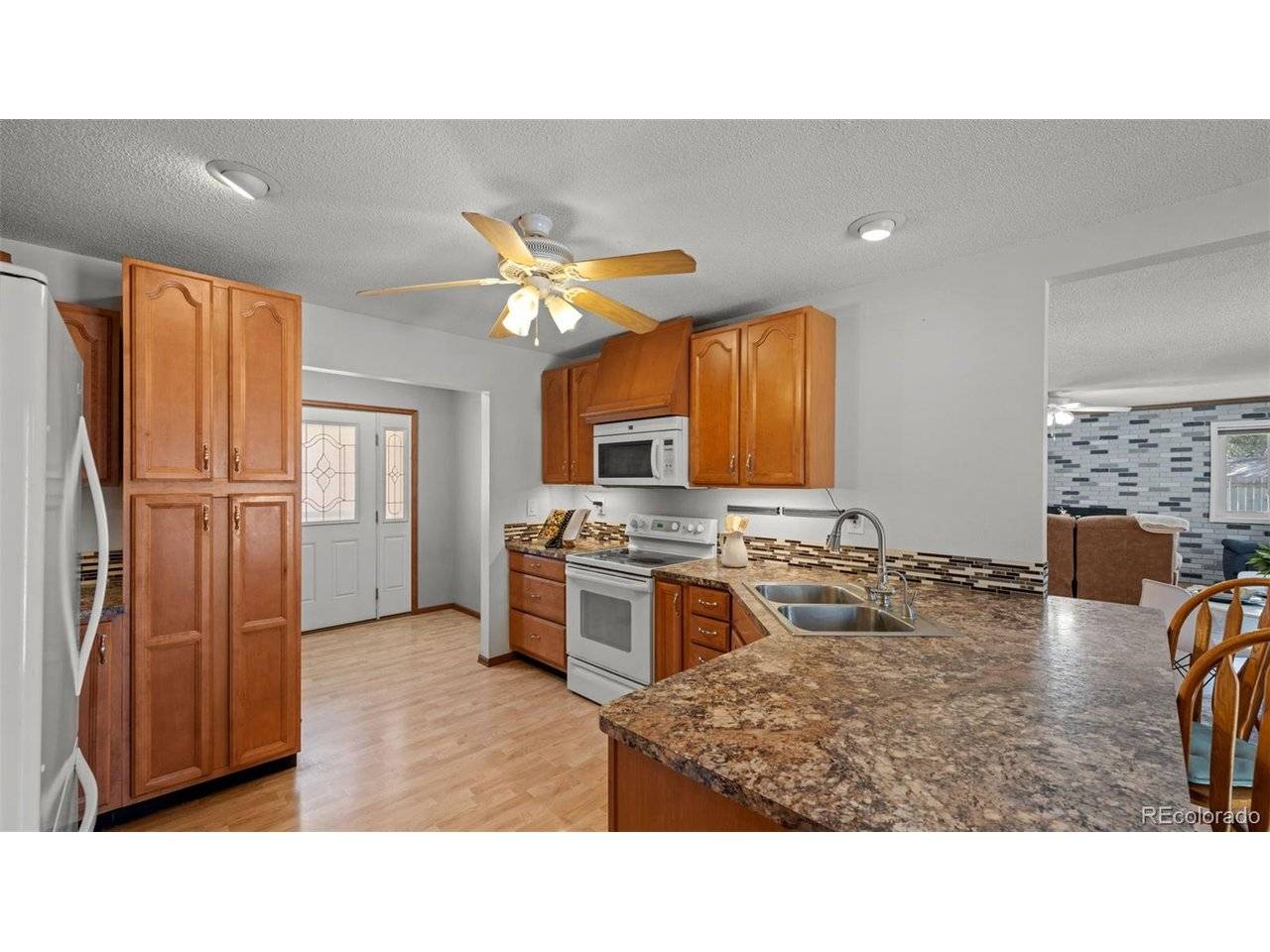 1110 Wakita, Colorado Springs, CO 80915