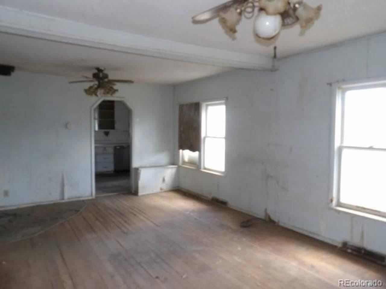 492 3rd, Deer Trail, CO 80105