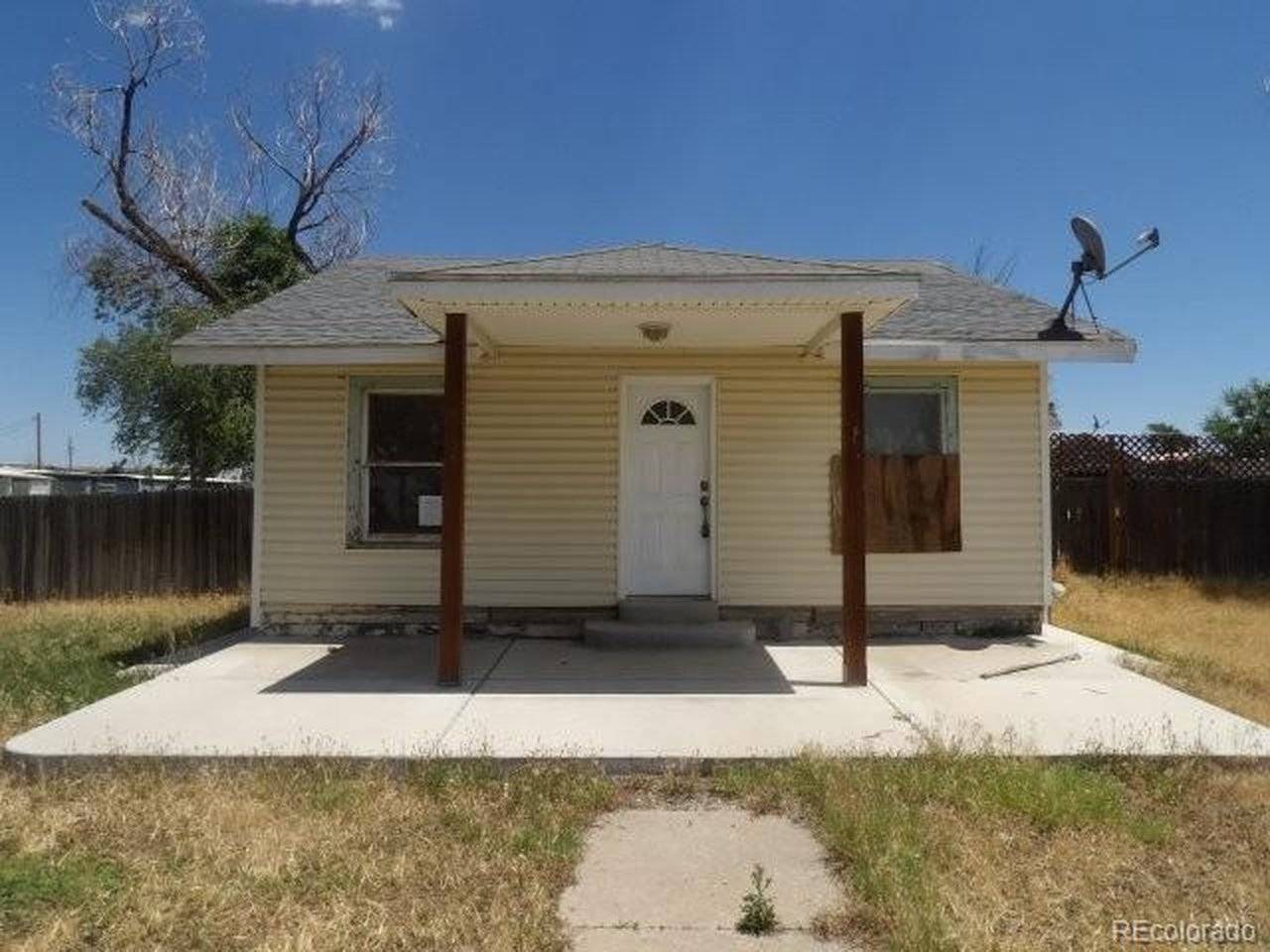492 3rd, Deer Trail, CO 80105