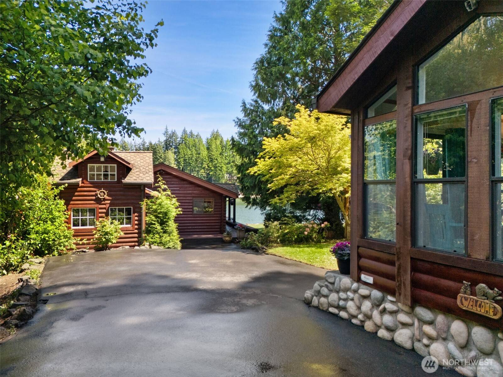 100 E Treasure Island RD, Allyn, WA 98524
