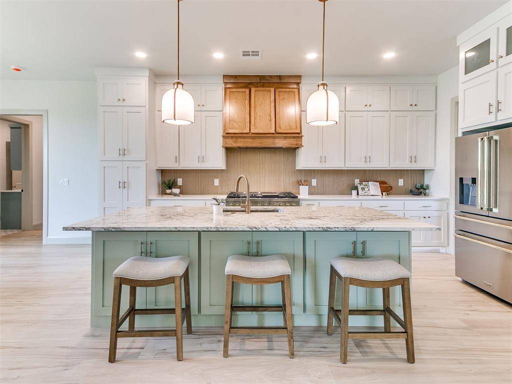 4604 SE 37th ST, Moore, OK 73160