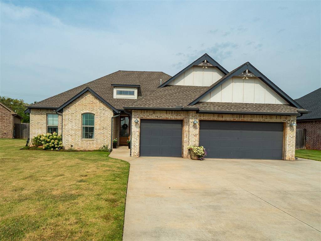 4081 Fox Ridge RD, Choctaw, OK 73020