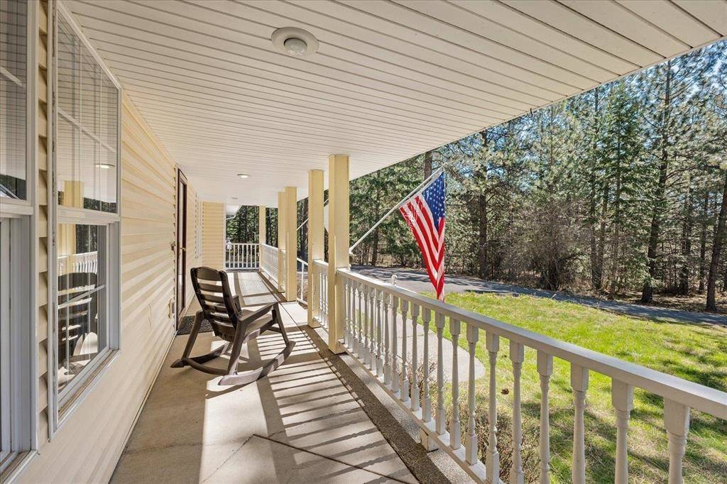 22817 E MORRIS Rd, Newman Lake, WA 99025