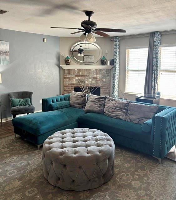 1527 Warrington Way, Forney, TX 75126