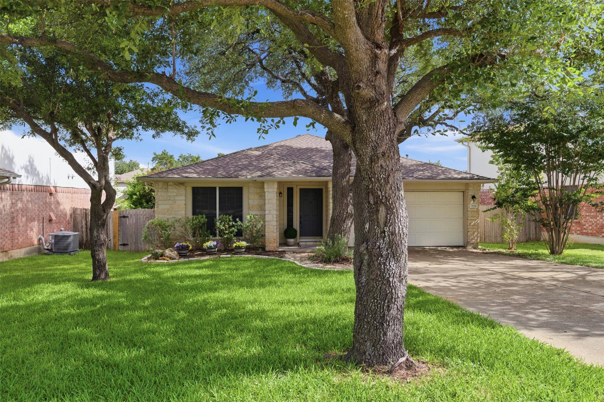 3931 Upper Passage LN, Round Rock, TX 78681